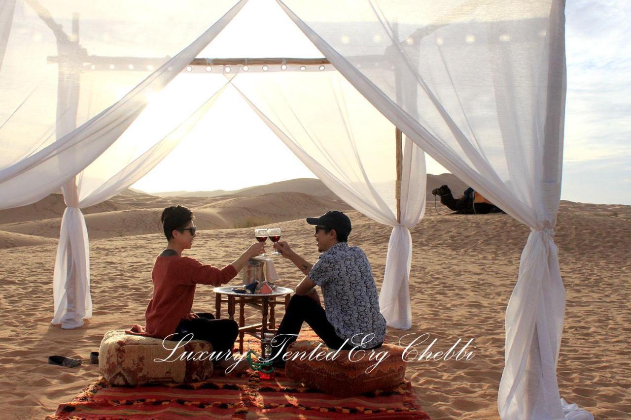 Luxury Tented Erg Chebbi Merzouga Exterior foto